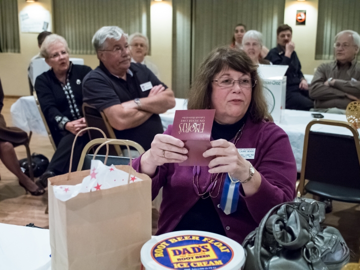 Bothell Oct 2012-59.jpg - Parcel Post Auction